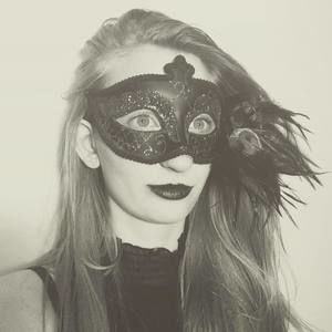 Meet your Posher, Pia